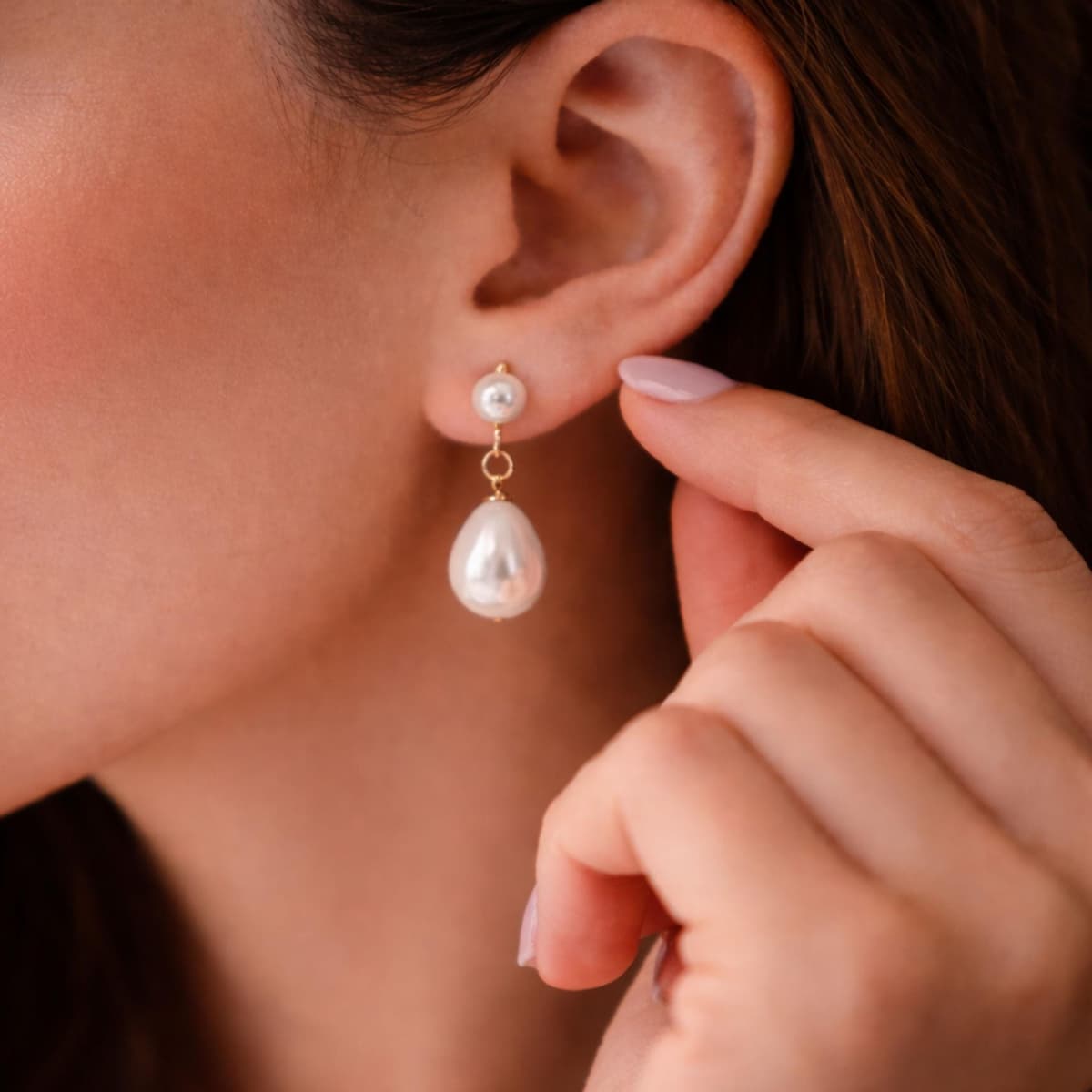 Pearl Earrings - Freshwater Pearl Drop, Minimalist Gold Design | Kreths Pearl Jewelry